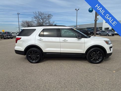 Used 2018 Ford Explorer XLT w/ Equipment Group 202A AWD/4WD image 1
