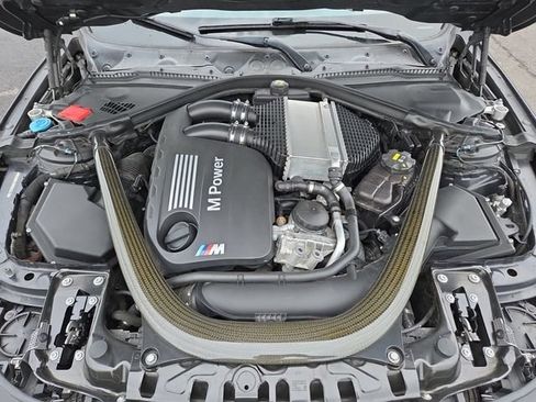 Used 2017 BMW M3 RWD image 18