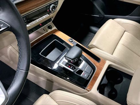 Used 2023 Audi Q5 2.0T Premium Plus w/ Premium Plus Package image 17