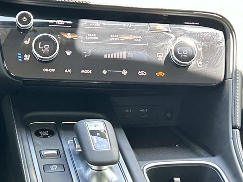 Certified 2026 INFINITI QX60 Luxe w/ Cargo Package image 28