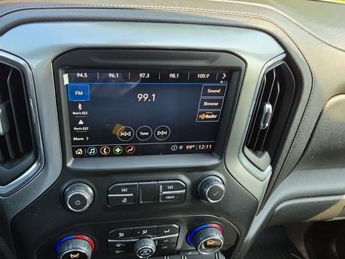 Used 2021 Chevrolet Silverado 1500 LT Trail Boss w/ Convenience Package II AWD/4WD image 7