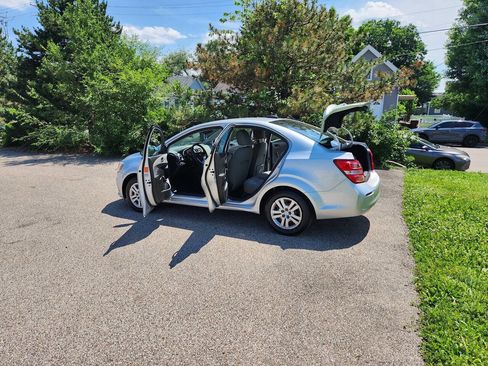 Used 2018 Chevrolet Sonic LS FWD image 20