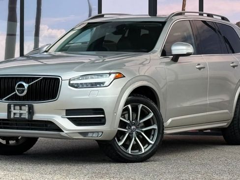 Used 2016 Volvo XC90 T6 Momentum w/ Momentum Plus Package AWD/4WD image 2