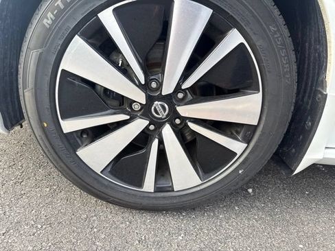 Used 2019 Nissan Altima 2.5 SV FWD image 36
