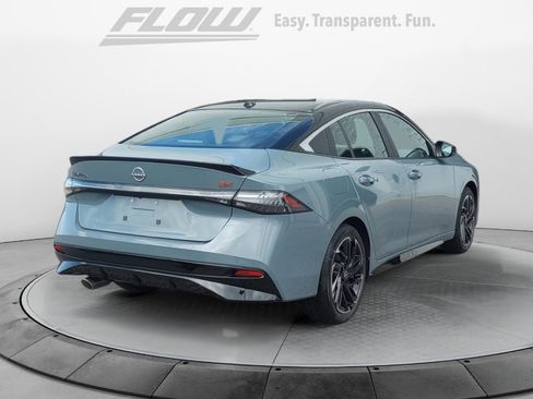 New 2026 Nissan Sentra SR w/ SR All Weather Package FWD image 7