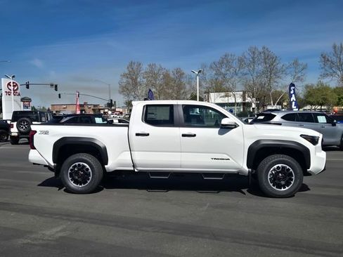New 2026 Toyota Tacoma 4x4 Double Cab image 4