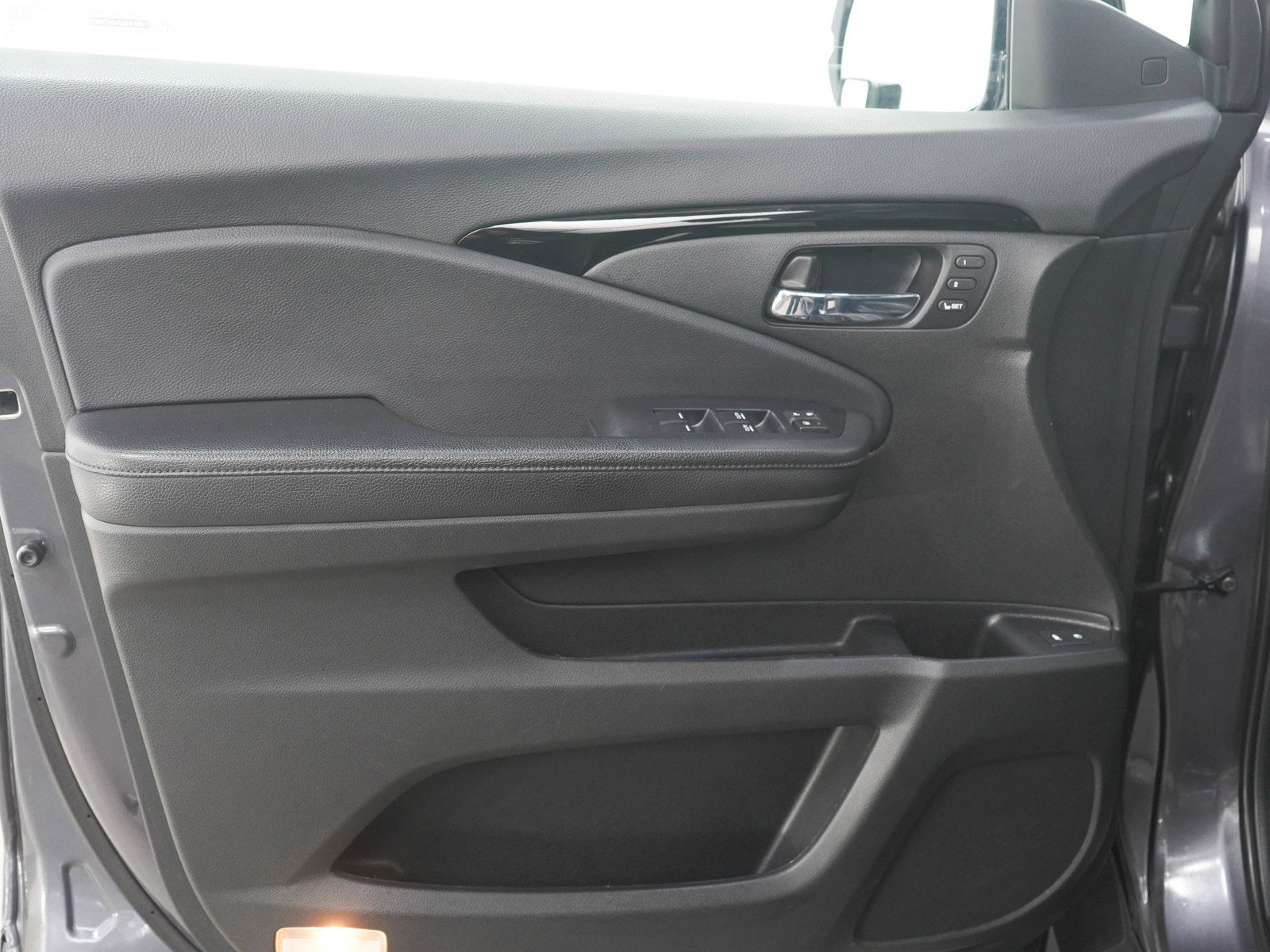 Used 2019 Honda Pilot Touring image 23