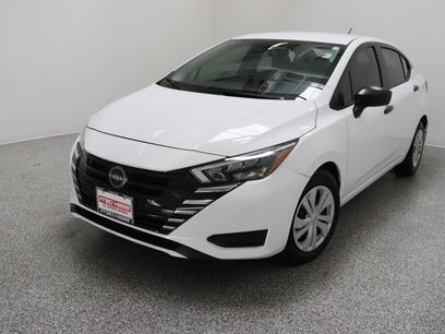 Used 2025 Nissan Versa S w/ Trunk Package