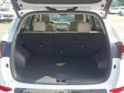 Used 2016 Hyundai Tucson Limited w/ Option Group 03 FWD image 32