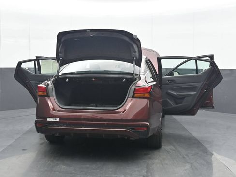 Used 2024 Nissan Altima 2.5 SV AWD/4WD image 35