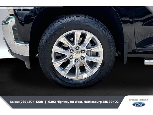 Used 2021 Chevrolet Silverado 1500 LTZ w/ LTZ Premium Package AWD/4WD image 7
