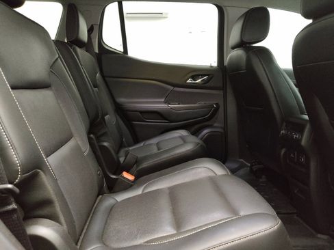 Used 2019 GMC Acadia SLT w/ Black Edition FWD image 19