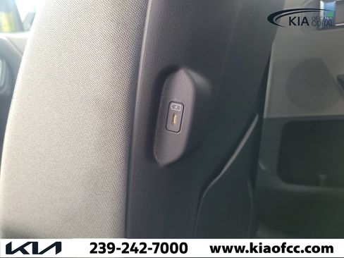 New 2027 Kia Seltos S FWD image 18