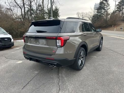 New 2026 Ford Explorer ST w/ Sun And Sound Package image 4