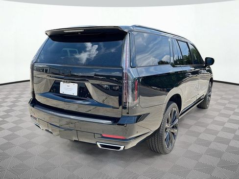 New 2026 Cadillac Escalade ESV Luxury w/ Touring Package AWD/4WD image 5