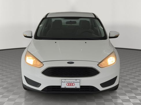 Used 2016 Ford Focus SE FWD image 6