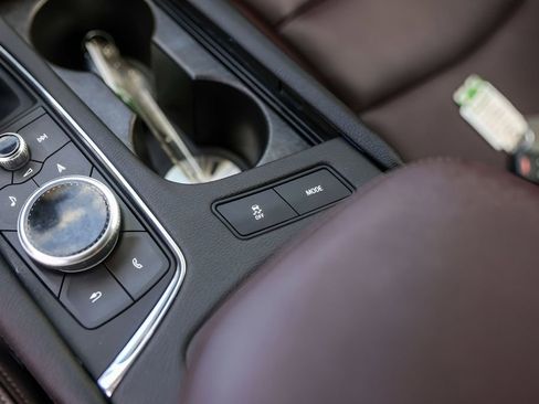 Certified 2024 Cadillac XT6 Premium Luxury w/ LPO, Floor Liner Package image 22