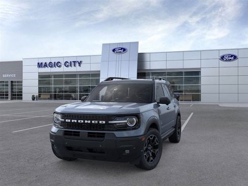New 2025 Ford Bronco Sport Outer Banks w/ Outer Banks Tech Package+ image 2