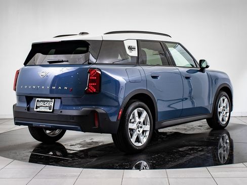 Certified 2025 MINI Cooper Countryman S image 10