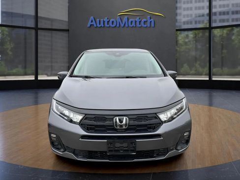 Used 2025 Honda Odyssey EX-L image 2