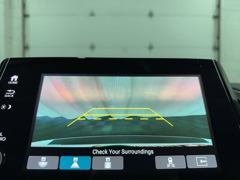 Used 2023 Honda Odyssey Touring image 28