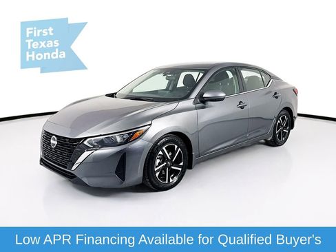 Used 2024 Nissan Sentra SV w/ Trunk Package image 3