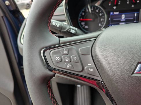 Used 2024 Chevrolet Equinox RS FWD image 18