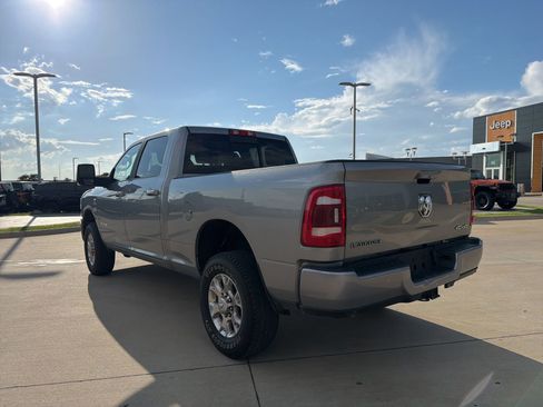 Used 2024 RAM 2500 Laramie AWD/4WD image 3