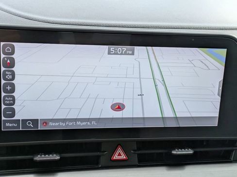 Used 2024 Kia Sportage EX FWD image 22