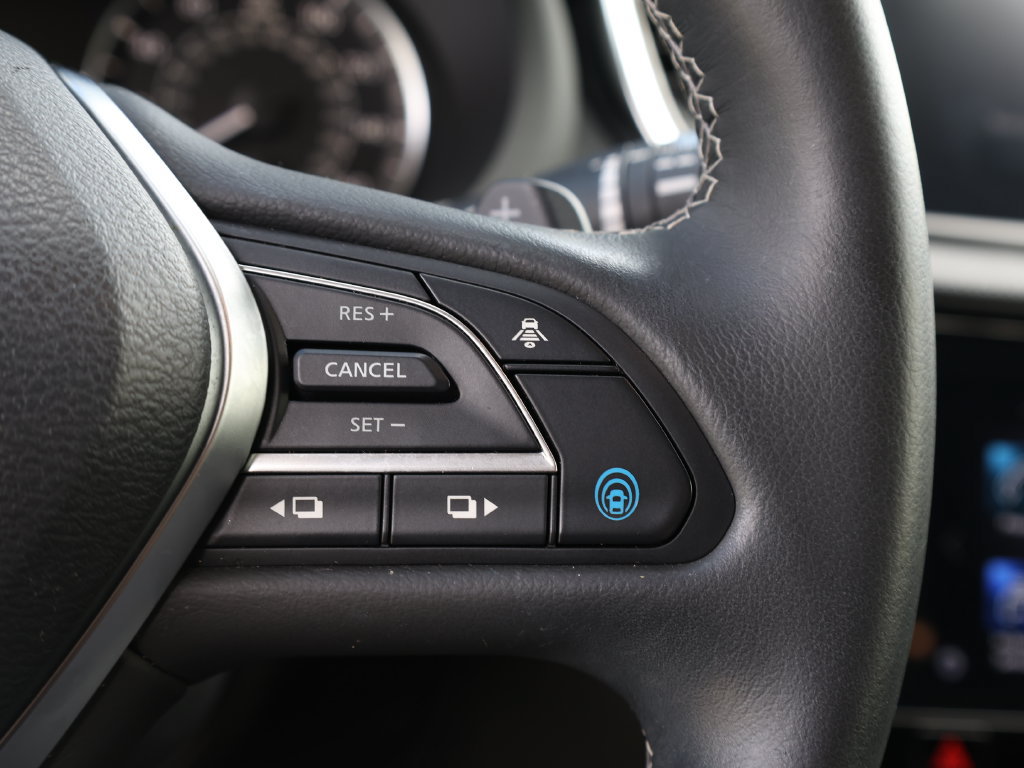 Certified 2024 INFINITI QX50 Luxe FWD image 38