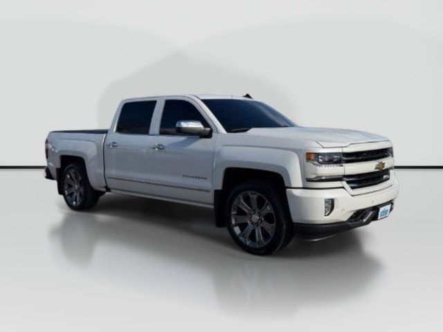 Used 2017 Chevrolet Silverado 1500 LTZ Z71 w/ LTZ Plus Package AWD/4WD image 7