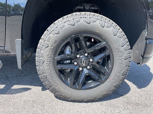 Used 2020 Chevrolet Silverado 1500 LT Trail Boss w/ Convenience Package image 17