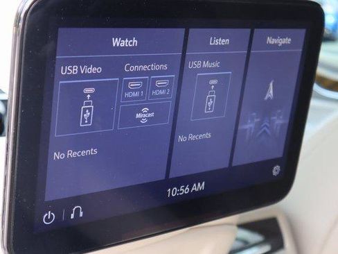 Used 2021 Cadillac Escalade Premium Luxury Platinum image 24