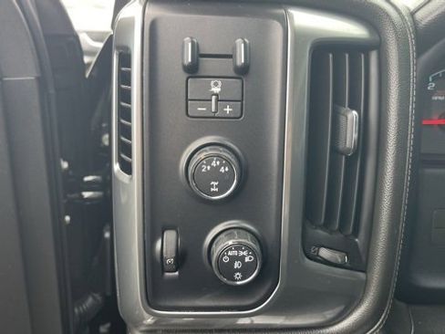 Used 2016 Chevrolet Silverado 2500 LTZ w/ Duramax Plus Package image 12