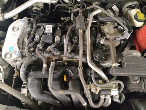 Used 2021 Nissan Sentra SR FWD image 30