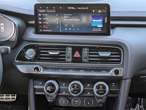 Used 2022 Genesis G70 3.3T w/ Sport Advanced Package image 17