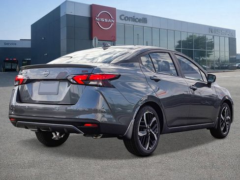 New 2025 Nissan Versa SR w/ Trunk Package image 4