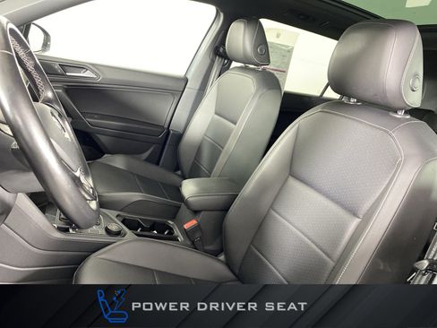 Used 2021 Volkswagen Tiguan SE R-Line AWD/4WD image 17