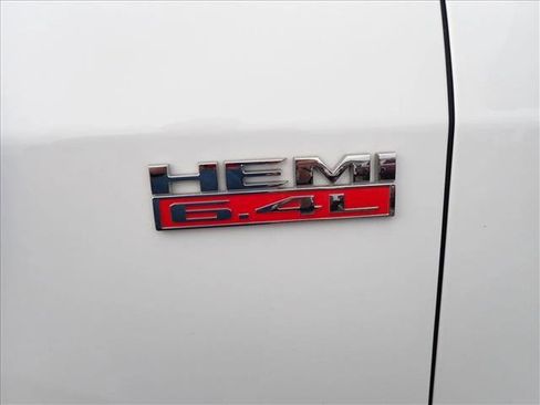 Used 2022 RAM 2500 Tradesman AWD/4WD image 9