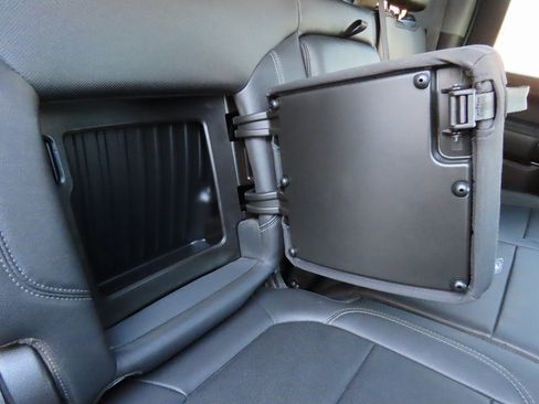 Used 2022 Chevrolet Silverado 2500 LTZ image 15