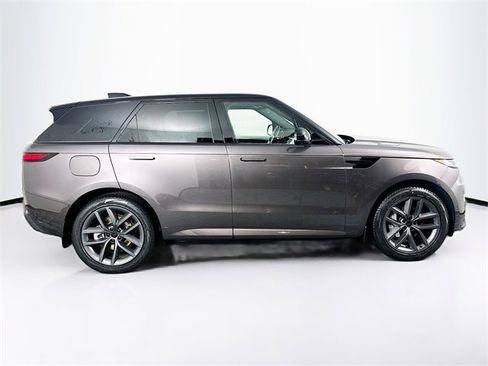 New 2026 Land Rover Range Rover Sport Dynamic SE image 4