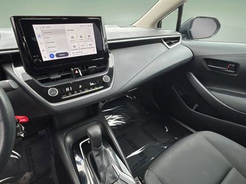 Used 2023 Toyota Corolla LE image 24