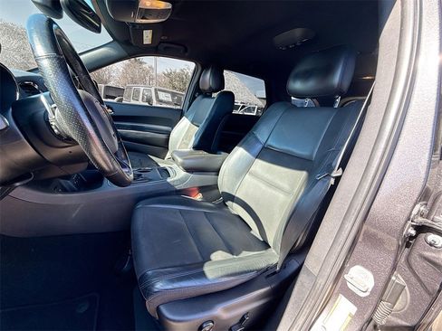 Used 2019 Dodge Durango GT image 23