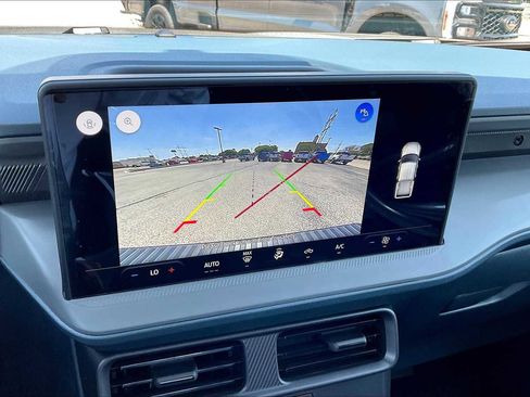 New 2025 Ford Maverick XL image 17