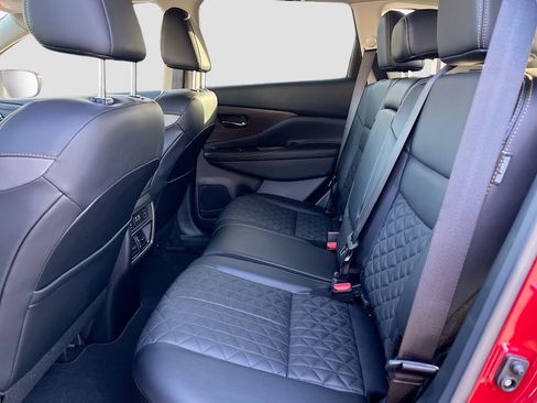 Used 2024 Nissan Murano Platinum w/ Cargo Package image 26