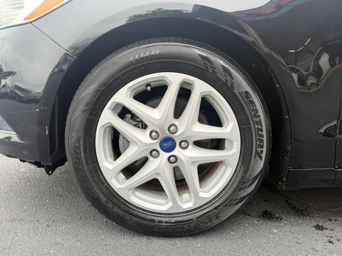 Used 2016 Ford Fusion SE w/ Equipment Group 202A FWD image 21