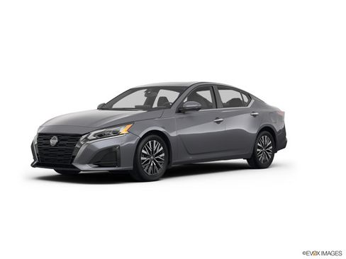 Used 2024 Nissan Altima 2.5 SV w/ SV Premium Package FWD image 1