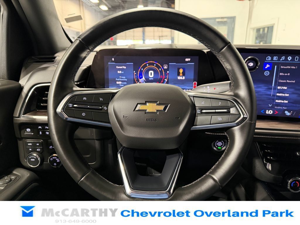 Used 2025 Chevrolet Tahoe LT AWD/4WD image 12