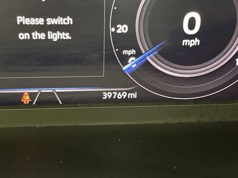 Used 2021 Volkswagen Tiguan SEL Premium R-Line w/ 3rd Row Seat Package image 31