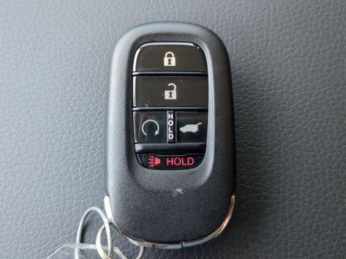 Certified 2025 Honda Pilot EX-L image 27